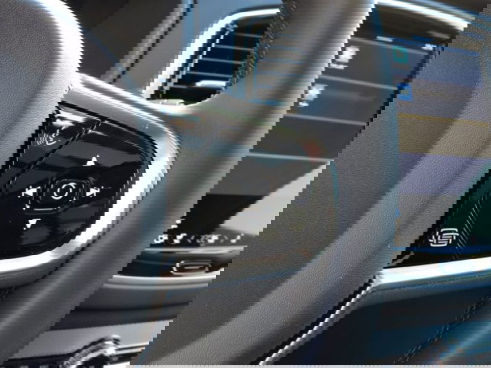 Volvo XC90 nuova a Firenze (20)