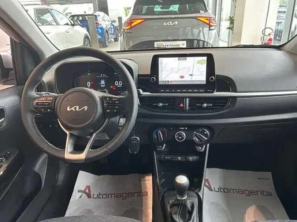 Kia Picanto nuova a Milano (10)