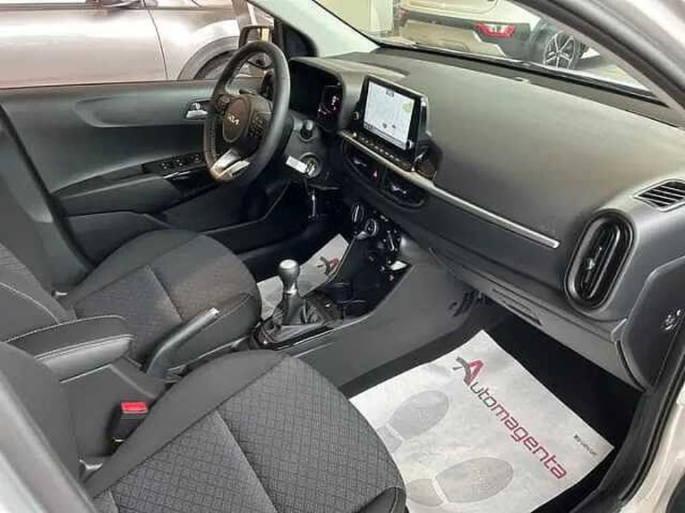 Kia Picanto nuova a Milano (12)