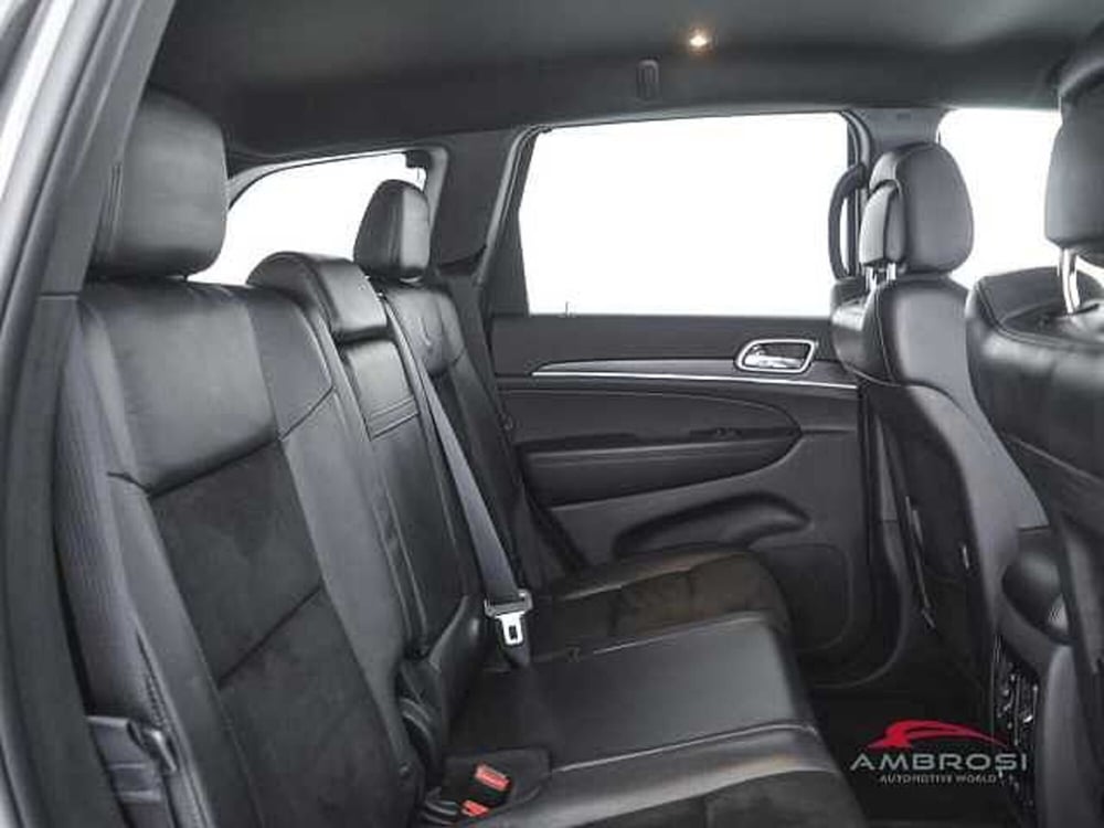 Jeep Grand Cherokee usata a Perugia (11)
