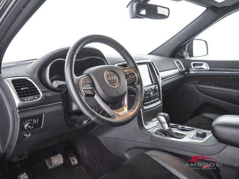Jeep Grand Cherokee usata a Perugia (8)
