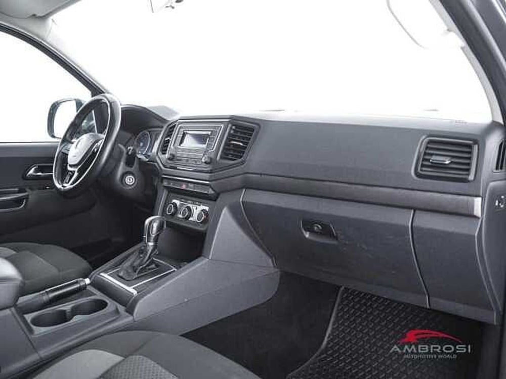 Volkswagen Veicoli Commerciali Amarok usata a Perugia (12)
