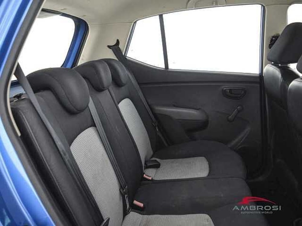 Hyundai i10 usata a Perugia (11)