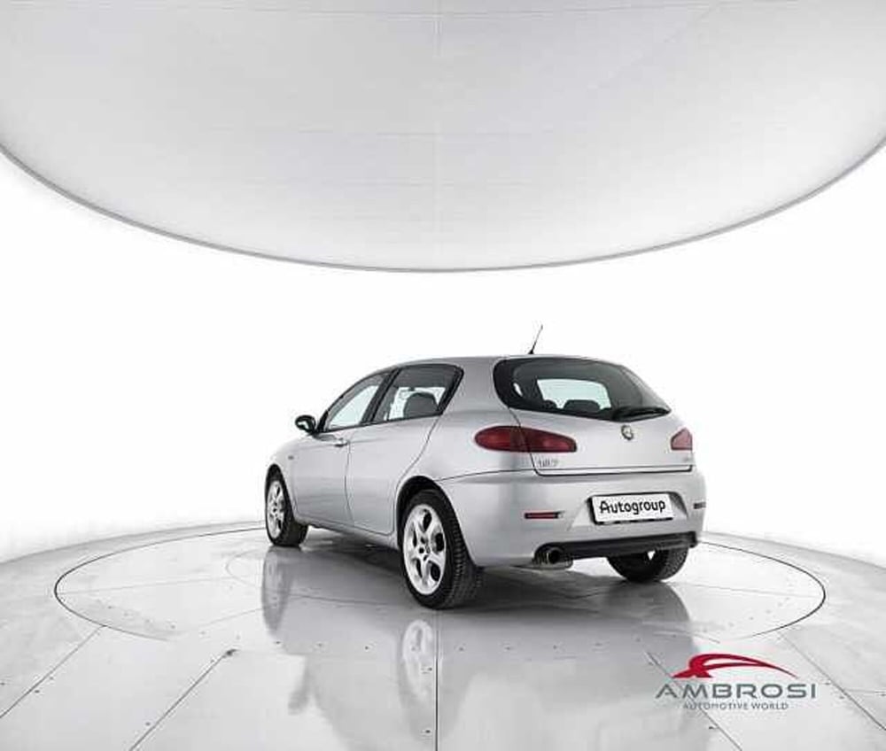 Alfa Romeo 147 usata a Perugia (4)