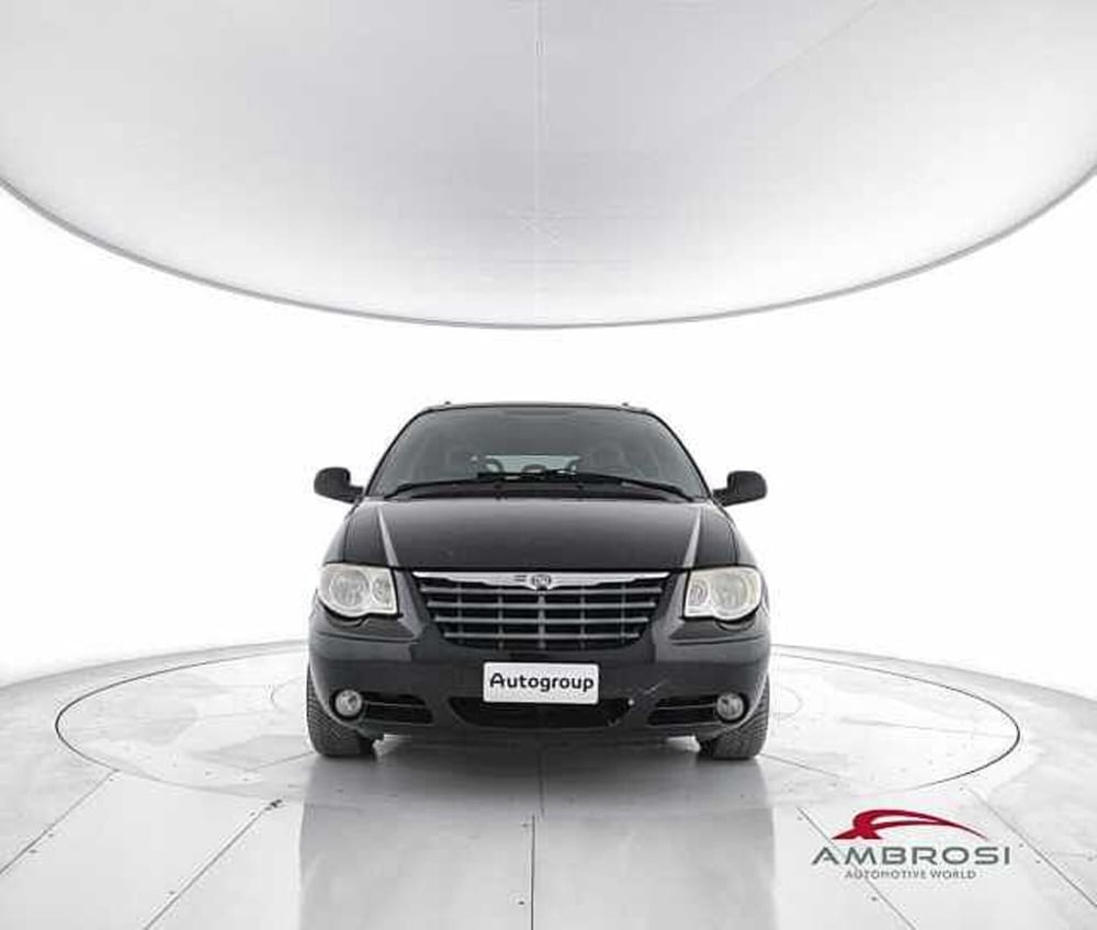 Chrysler Voyager usata a Perugia (5)