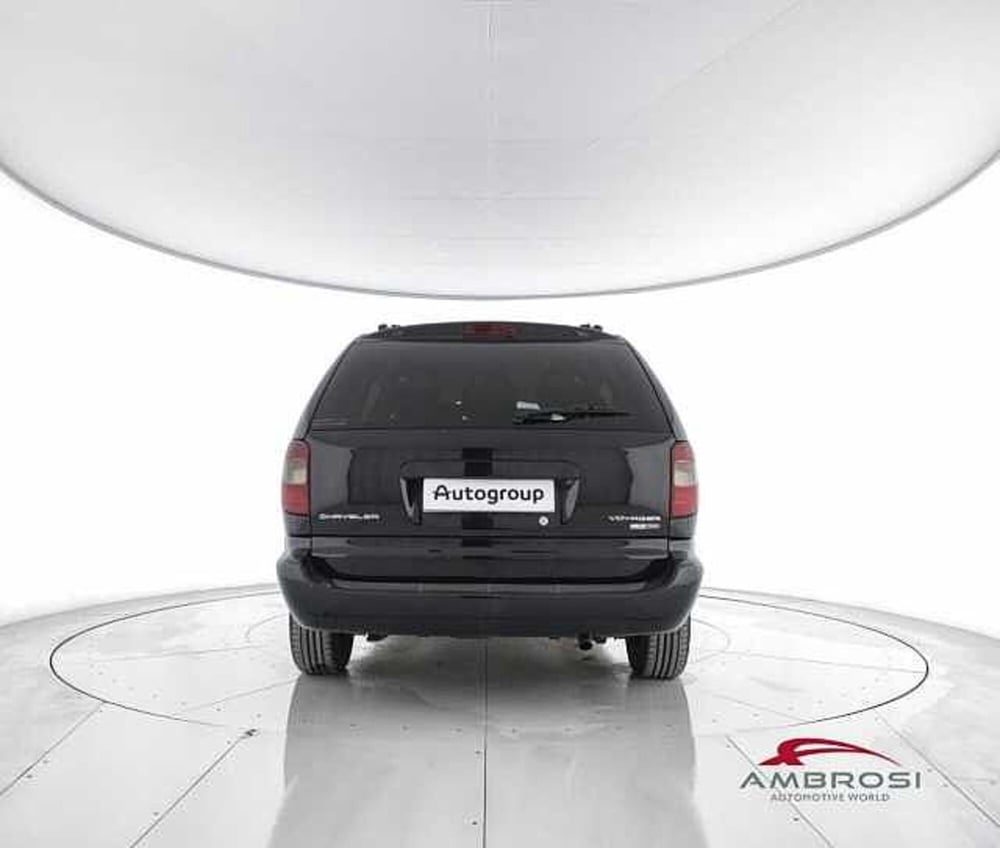 Chrysler Voyager usata a Perugia (6)