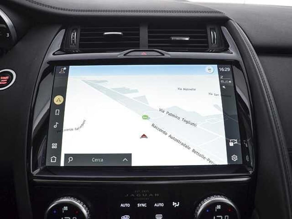 Jaguar E-Pace usata a Viterbo (18)