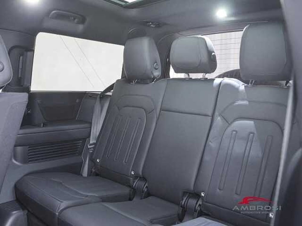 Land Rover Defender usata a Viterbo (16)