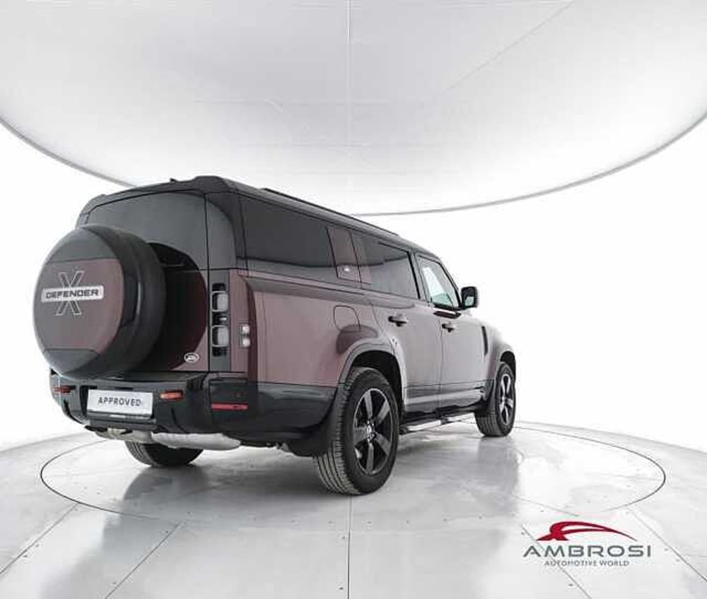 Land Rover Defender usata a Viterbo (2)