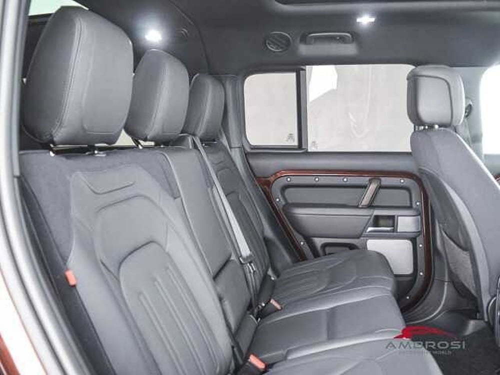 Land Rover Defender usata a Viterbo (5)