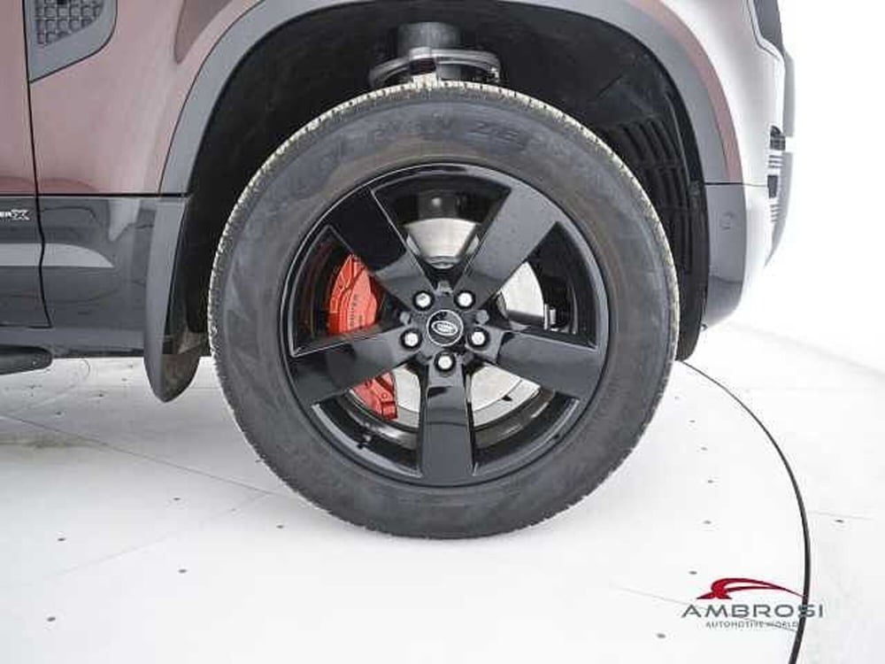 Land Rover Defender usata a Viterbo (9)