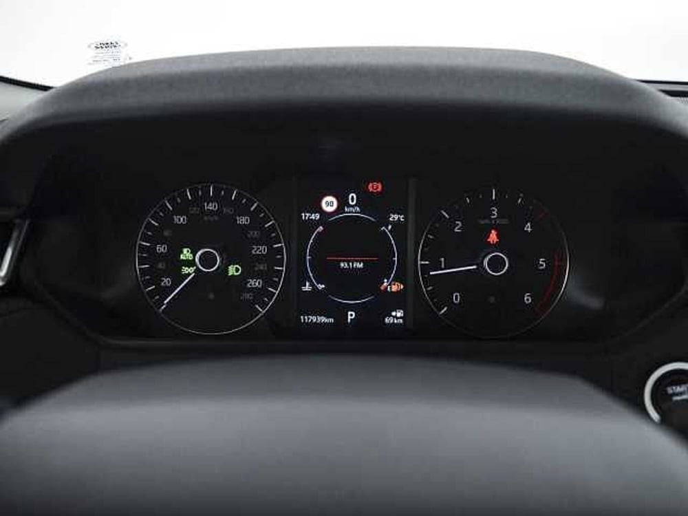 Land Rover Range Rover Velar usata a Viterbo (16)