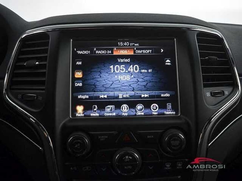 Jeep Grand Cherokee usata a Viterbo (15)