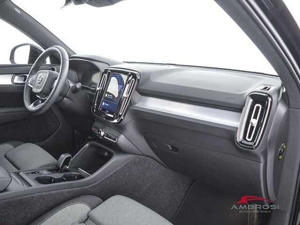 Volvo XC40 usata a Viterbo (12)