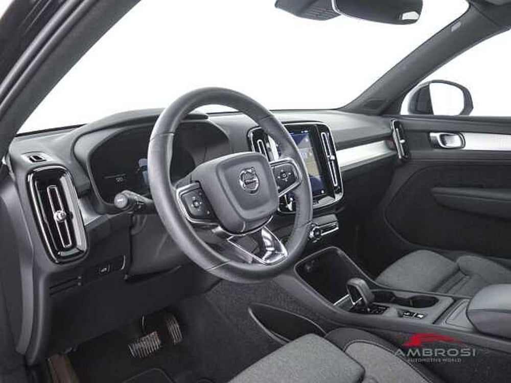 Volvo XC40 usata a Viterbo (8)