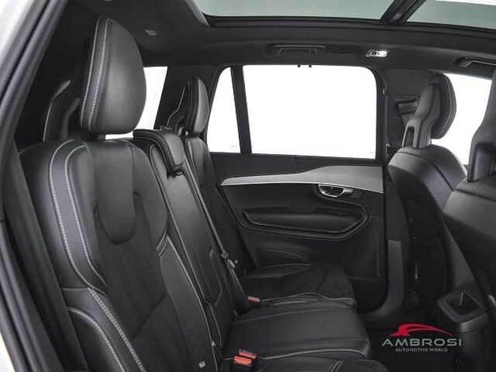 Volvo XC90 usata a Viterbo (11)