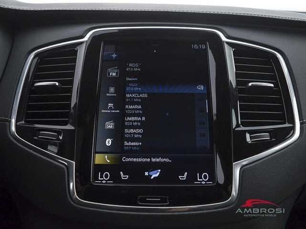 Volvo XC90 usata a Viterbo (14)