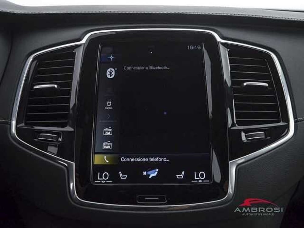 Volvo XC90 usata a Viterbo (15)