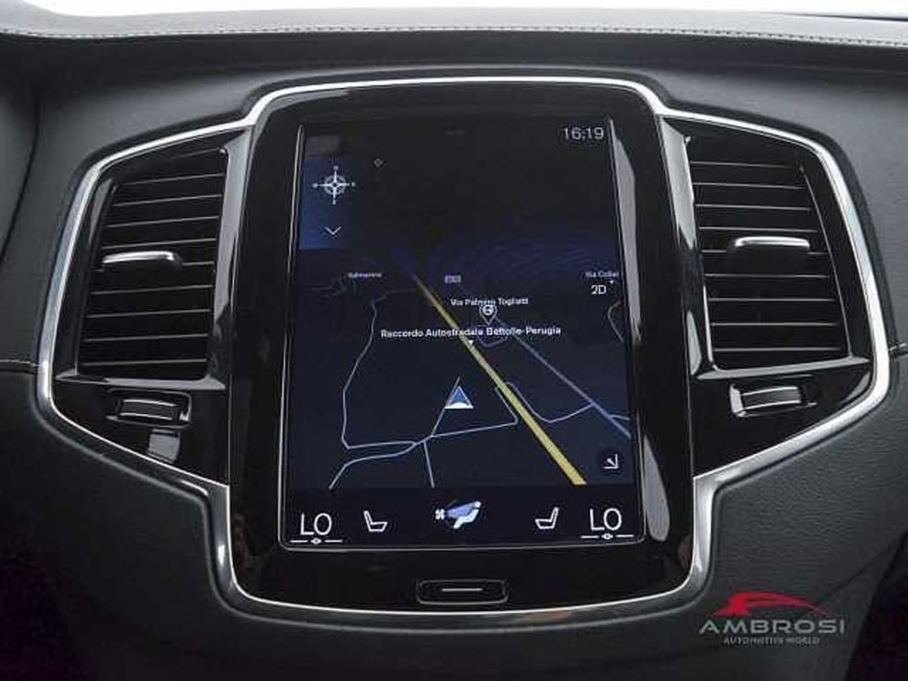 Volvo XC90 usata a Viterbo (16)