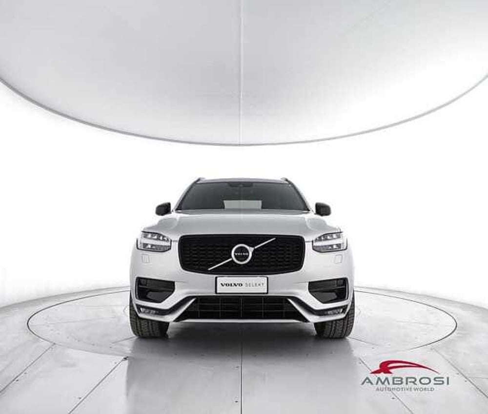 Volvo XC90 usata a Viterbo (5)