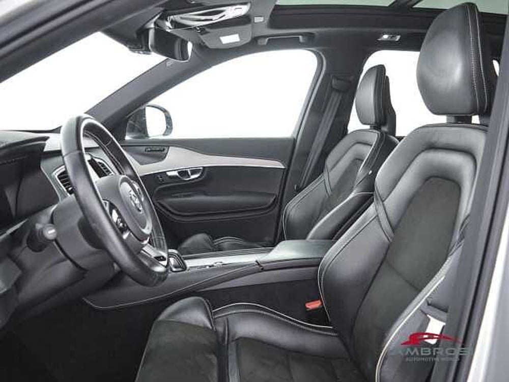 Volvo XC90 usata a Viterbo (9)
