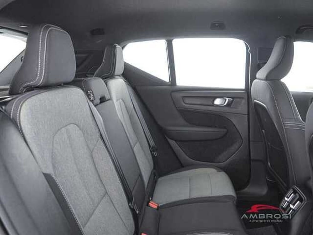 Volvo XC40 usata a Viterbo (11)