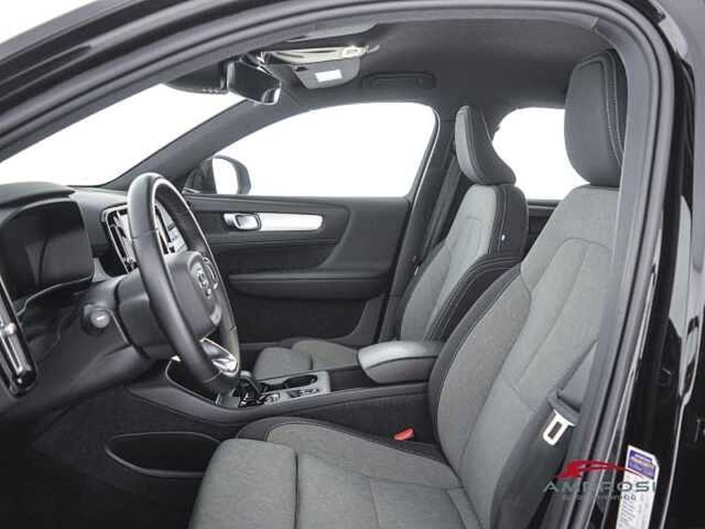 Volvo XC40 usata a Viterbo (9)