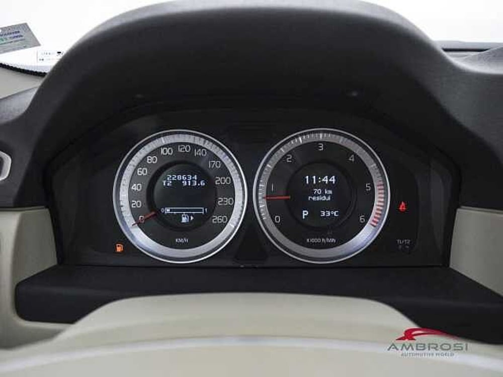 Volvo XC70 usata a Viterbo (13)