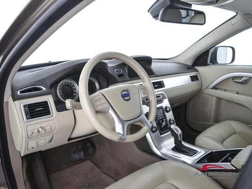 Volvo XC70 usata a Viterbo (8)
