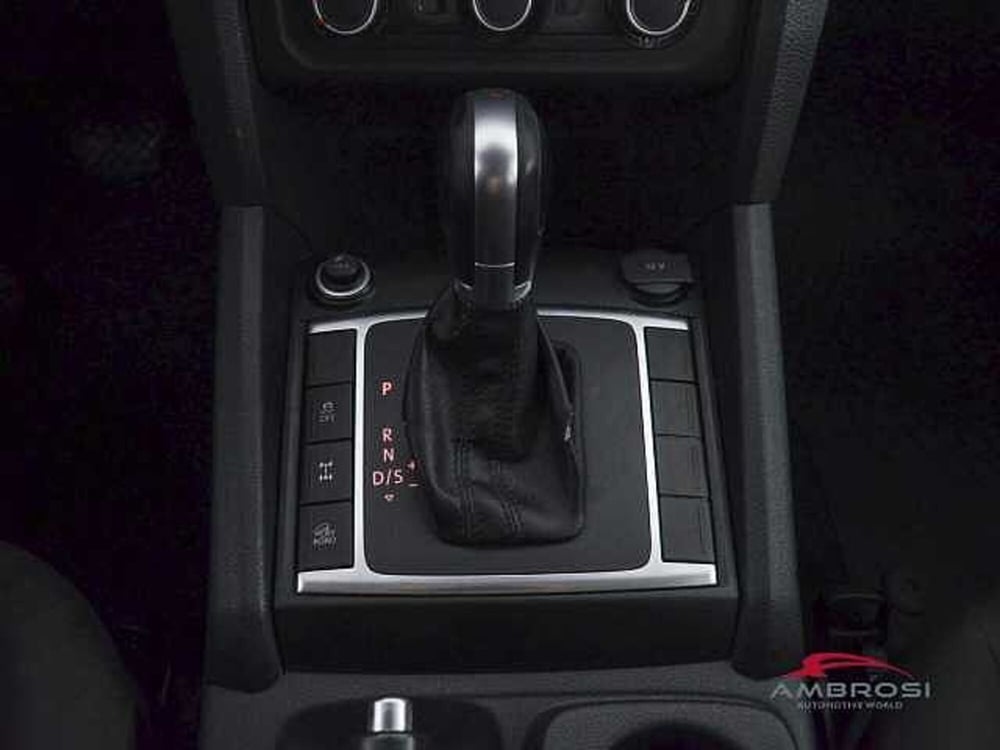 Volkswagen Veicoli Commerciali Amarok usata a Viterbo (19)