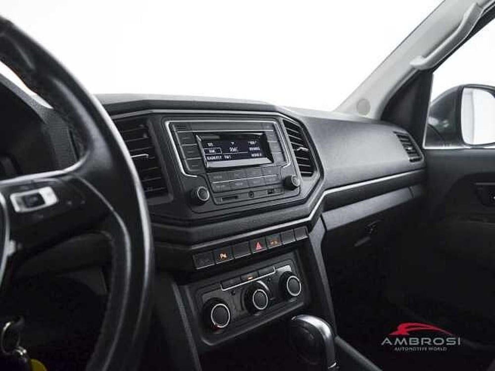 Volkswagen Veicoli Commerciali Amarok usata a Viterbo (20)