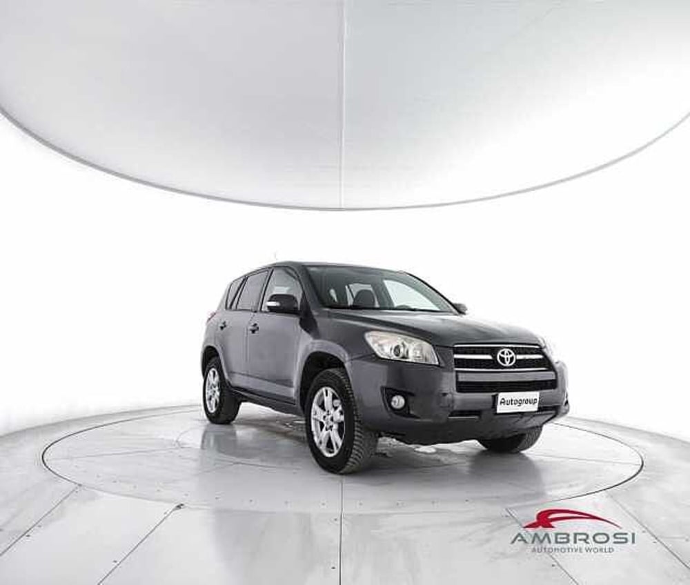 Toyota Rav4 usata a Viterbo (2)