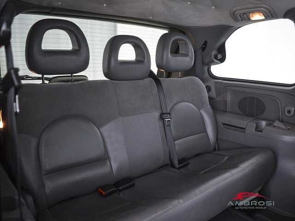 Chrysler Voyager usata a Viterbo (12)