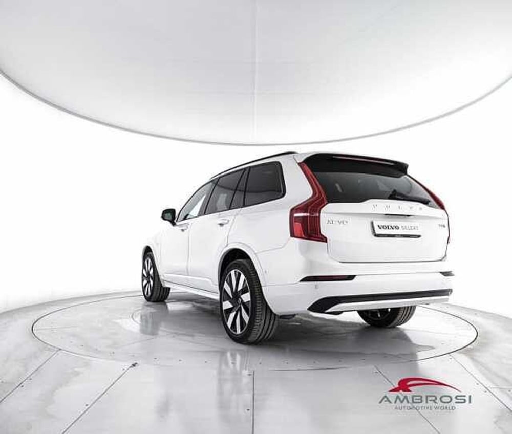 Volvo XC90 nuova a Viterbo (4)