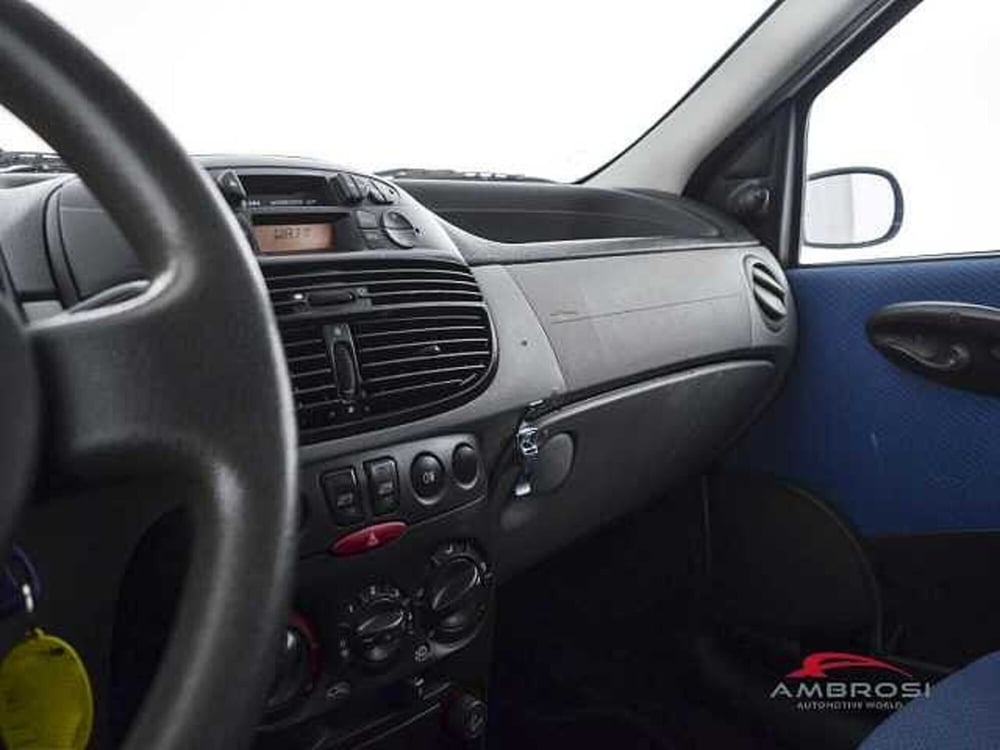 Fiat Punto usata a Viterbo (17)