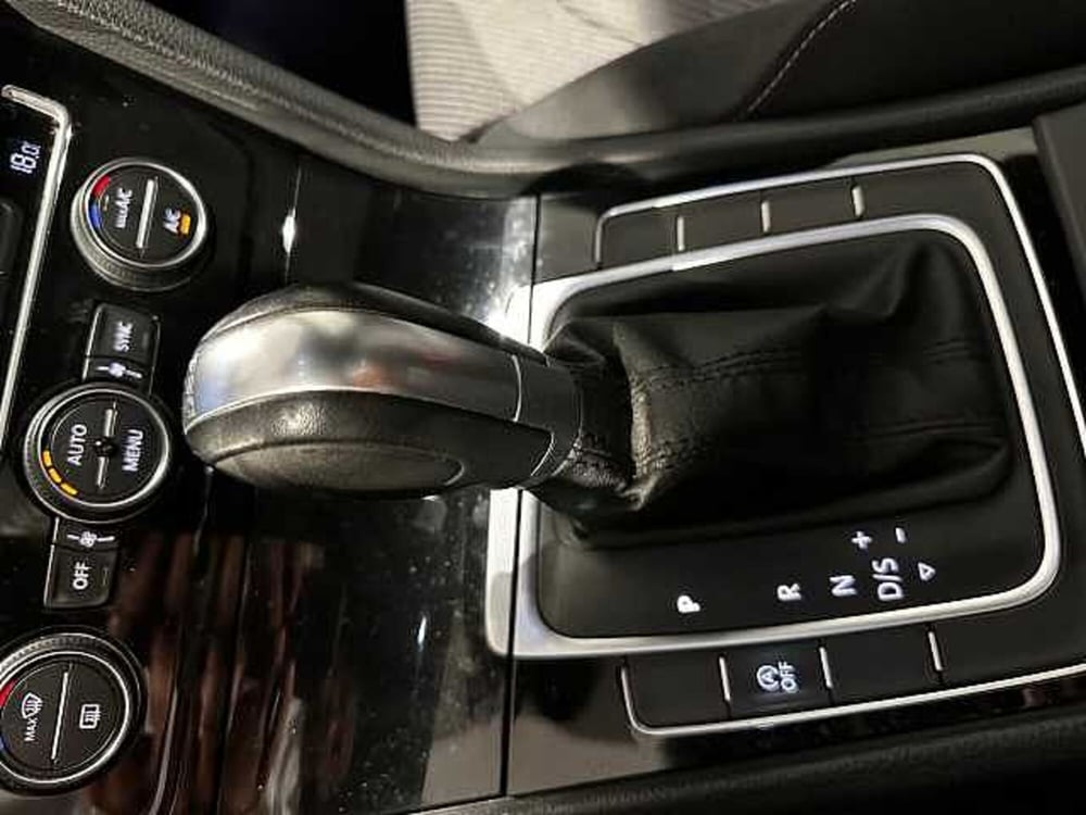 Volkswagen Golf usata a Genova (12)