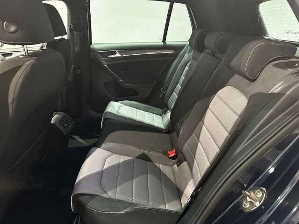 Volkswagen Golf usata a Genova (8)