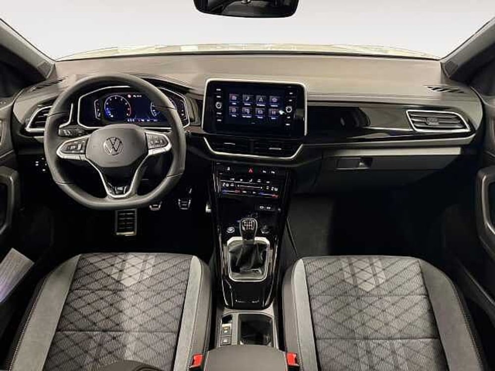Volkswagen T-Roc nuova a Lecco (5)