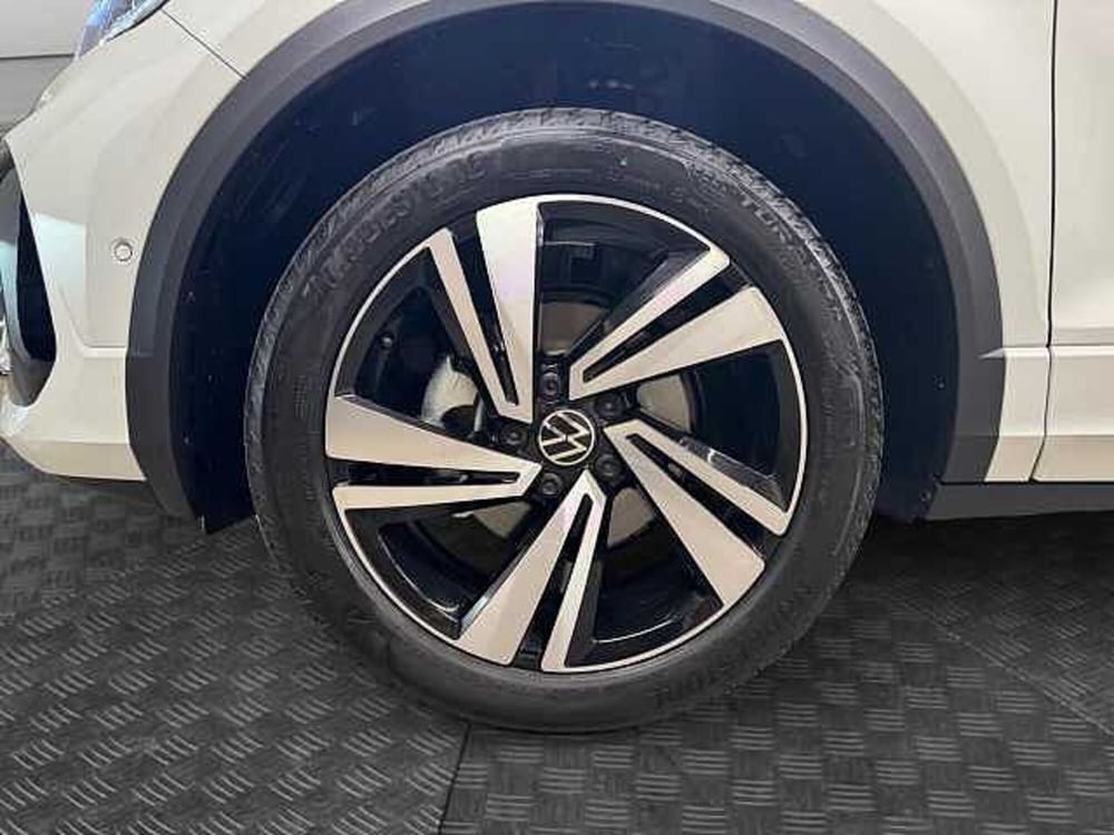 Volkswagen T-Roc nuova a Lecco (8)