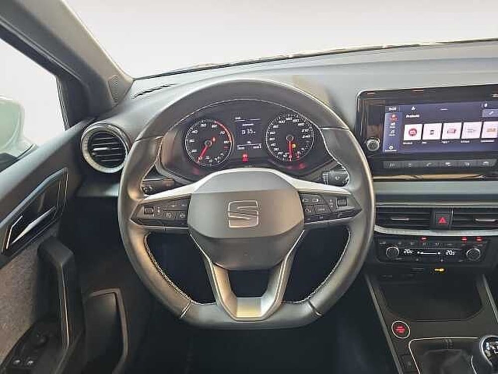 SEAT Arona usata a Lecco (11)