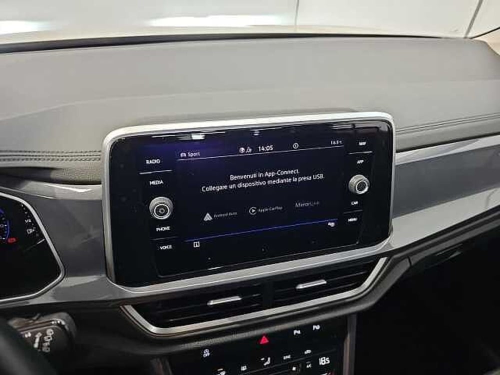 Volkswagen T-Roc usata a Lecco (14)