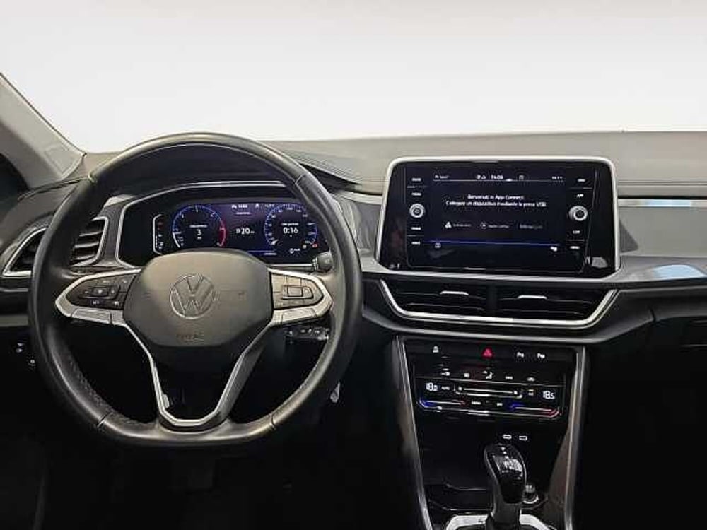 Volkswagen T-Roc usata a Lecco (9)
