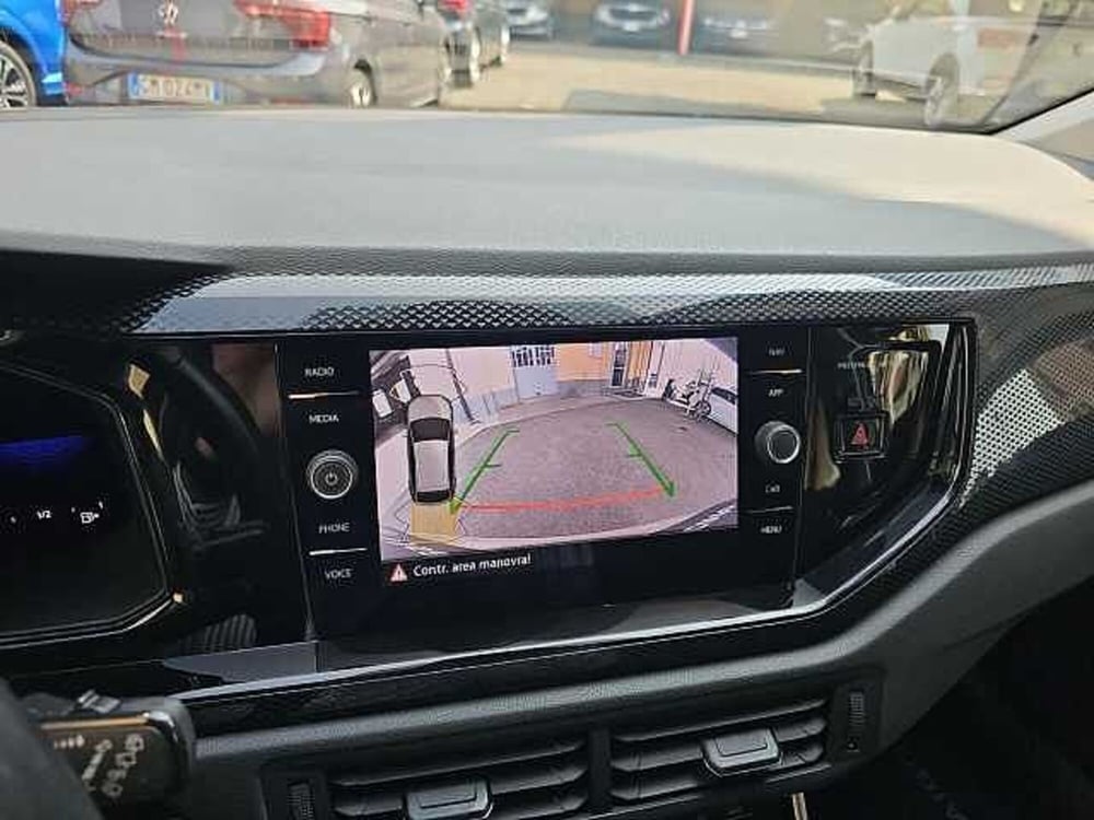 Volkswagen Taigo usata a Lecco (15)