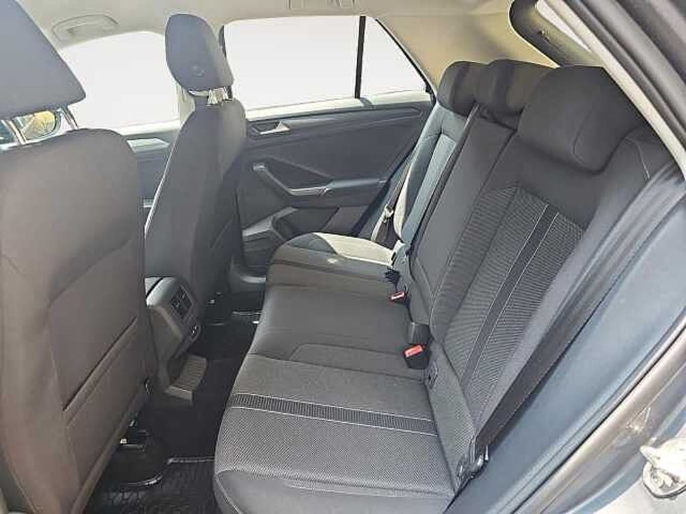 Volkswagen T-Roc usata a Lecco (13)