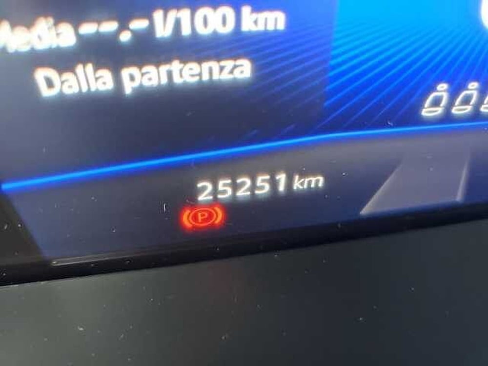 Volkswagen T-Roc usata a Lecco (16)