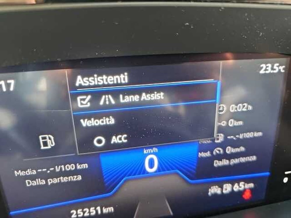 Volkswagen T-Roc usata a Lecco (19)
