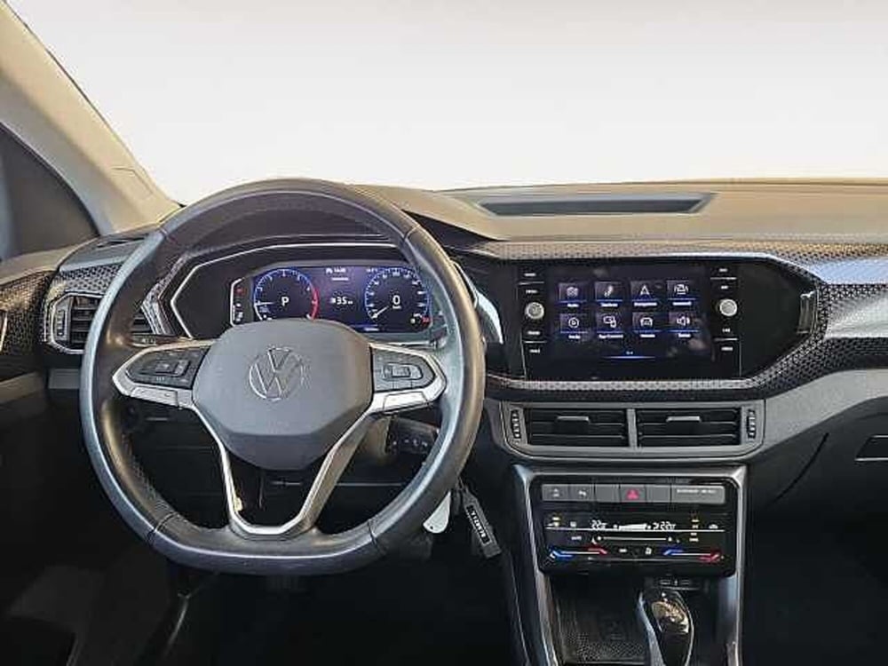 Volkswagen T-Cross usata a Lecco (10)