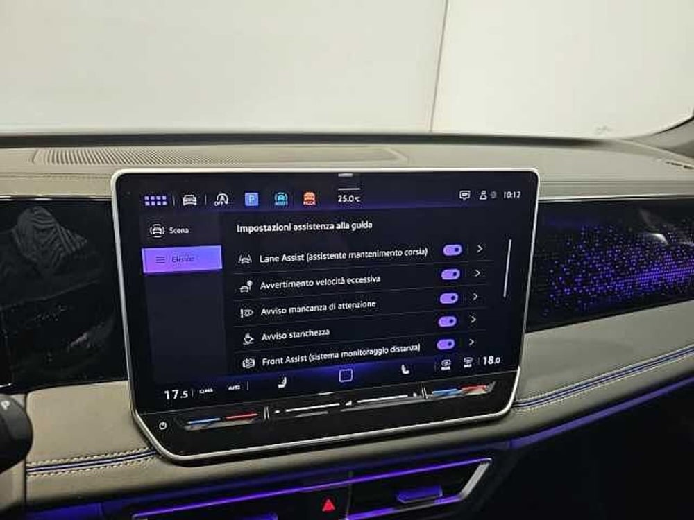 Volkswagen Tiguan usata a Lecco (16)