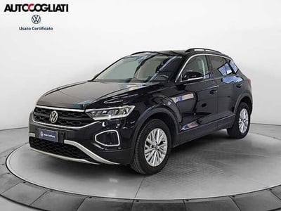 Volkswagen T-Roc 1.0 TSI Life del 2022 usata a Brivio