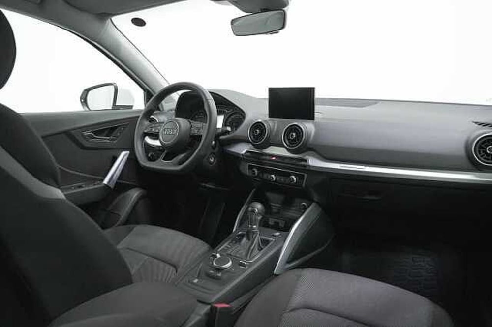 Audi Q2 usata a Como (7)
